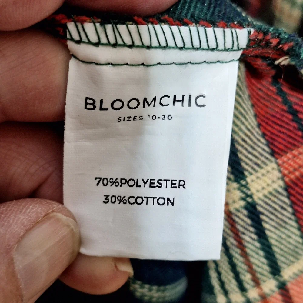 Bloomchic‎ Dress Womens US 26 Multicolor Plaid Midi  Long Sleeve Arc Hem Pockets - Picture 9 of 11